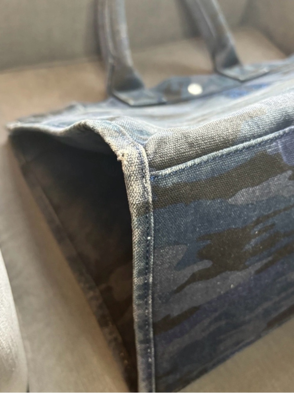 Koala Kanvas Blue Denim Camo Large Tote with Blue Glitter Front Stripes! ๐GUC๐ - Picture 13 of 16